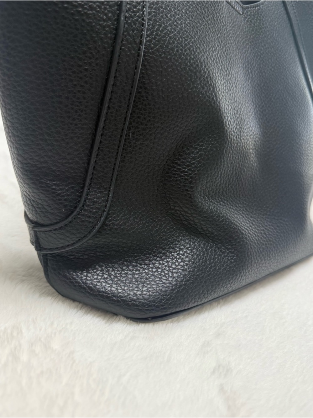 Pebbled Shoulder Tote Bag Black Size OS GUC NO BRAND - Picture 7 of 14